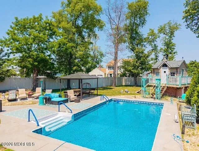 410 Thompson Avenue Middletown, NJ 07748