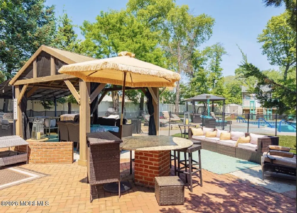 410 Thompson Avenue Middletown, NJ 07748