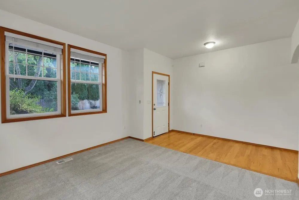 16609 129th Avenue Ct E Puyallup, WA 98374
