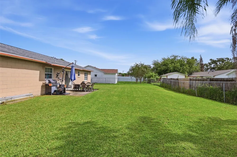 7610 AUTUMN PINES DRIVE Orlando, FL 32822