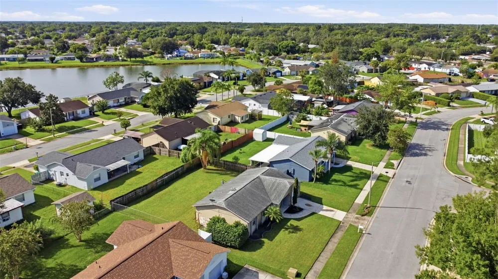 7610 AUTUMN PINES DRIVE Orlando, FL 32822