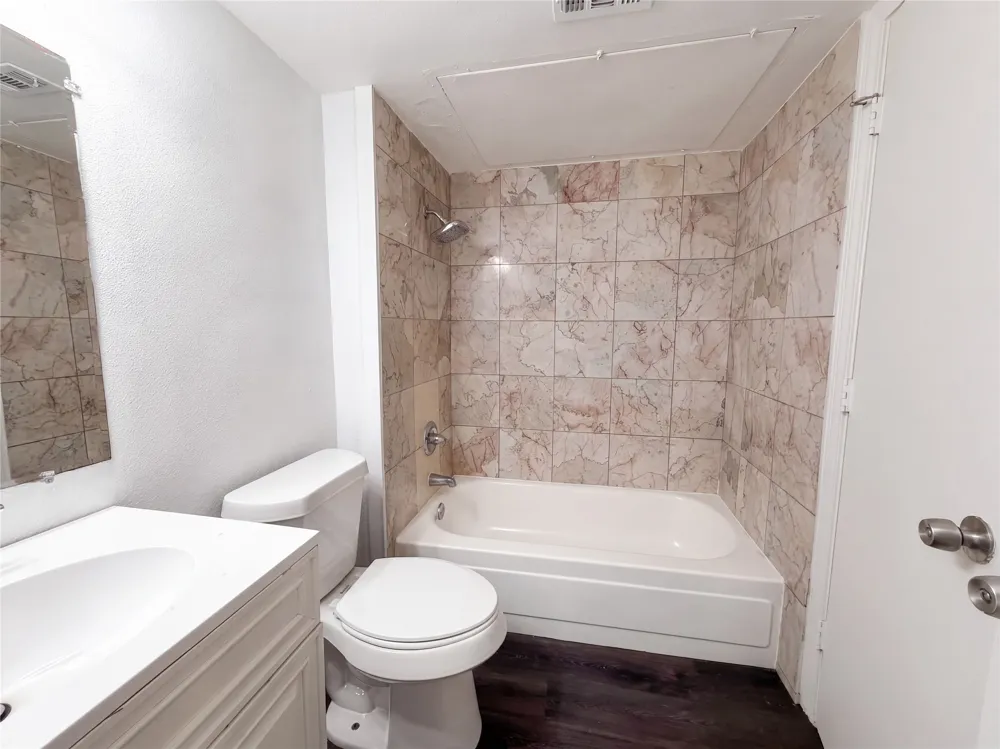 2311 Balsam Drive #H210 Arlington, TX 76006
