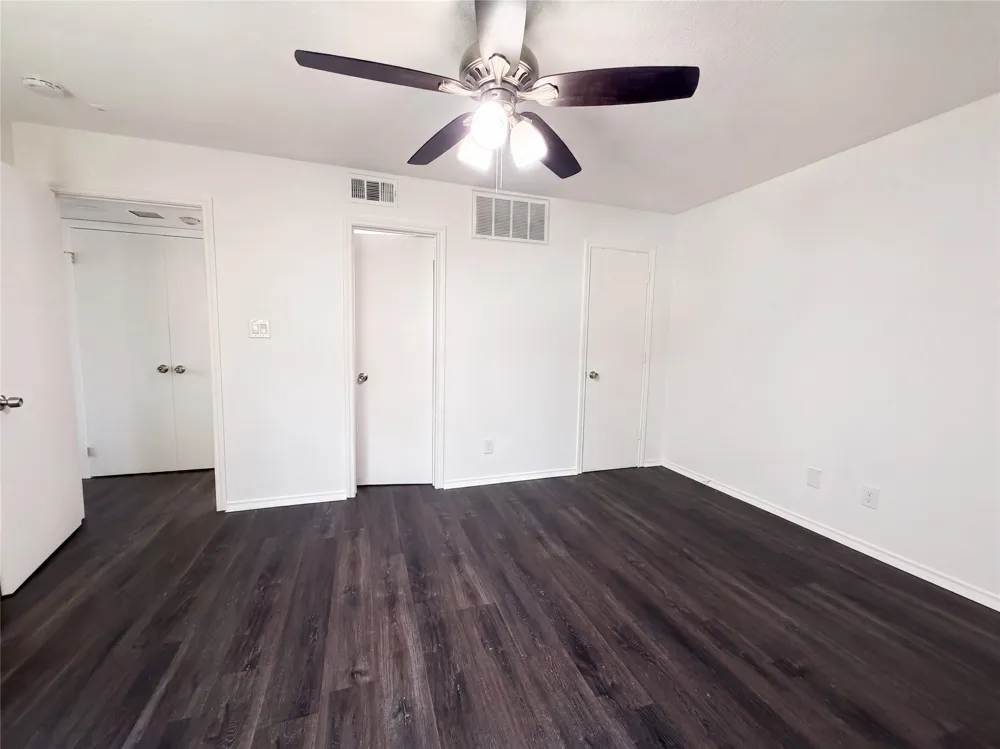 2311 Balsam Drive #H210 Arlington, TX 76006