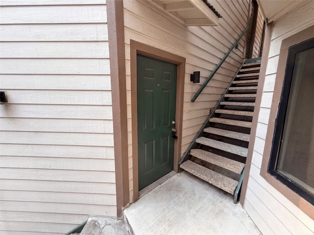 2311 Balsam Drive #H210 Arlington, TX 76006
