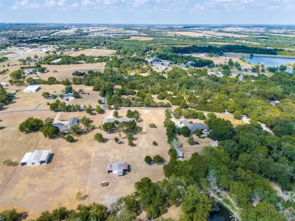 2406 County Road 852 McKinney, TX 75071