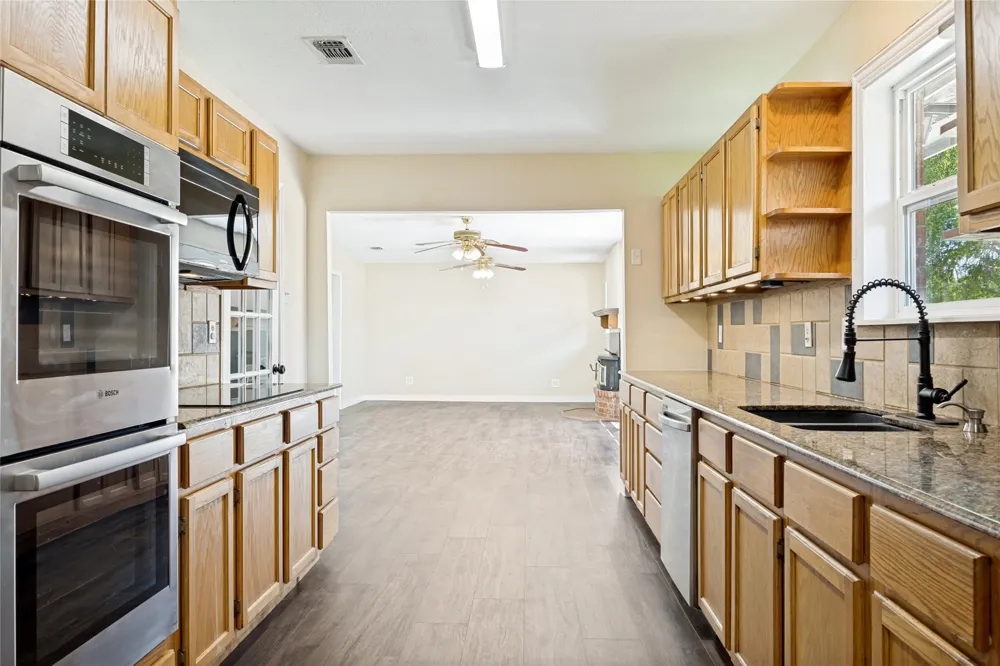 2406 County Road 852 McKinney, TX 75071
