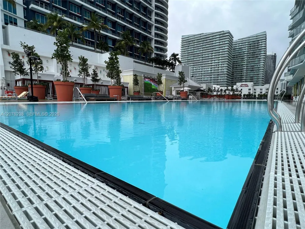 1300 S Miami Ave #3101 Miami, FL 33130