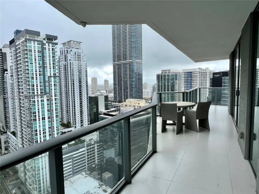 1300 S Miami Ave #3101 Miami, FL 33130