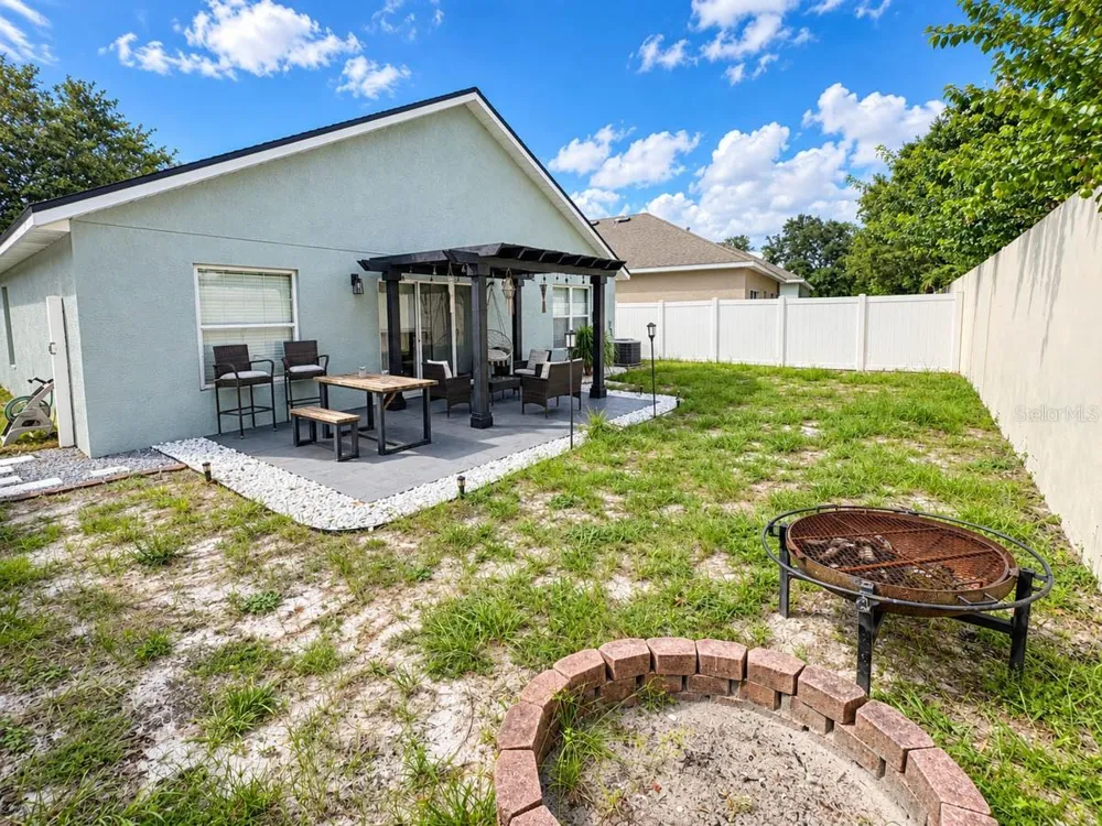 9640 CYPRESS HARBOR DRIVE Gibsonton, FL 33534