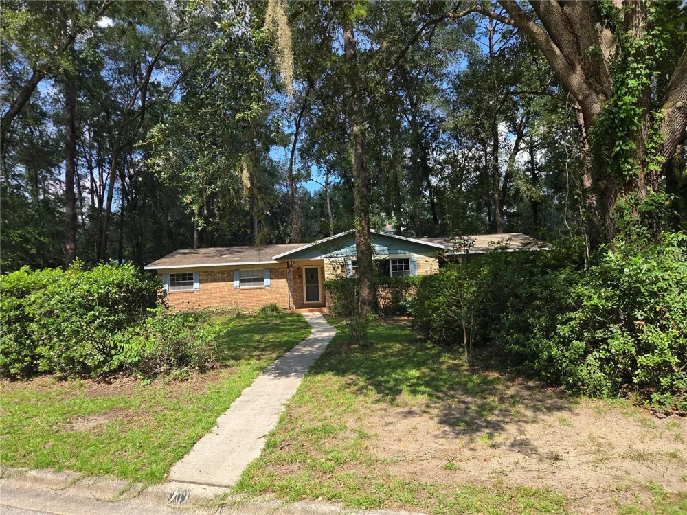 909 NW 39TH STREET Gainesville, FL 32605