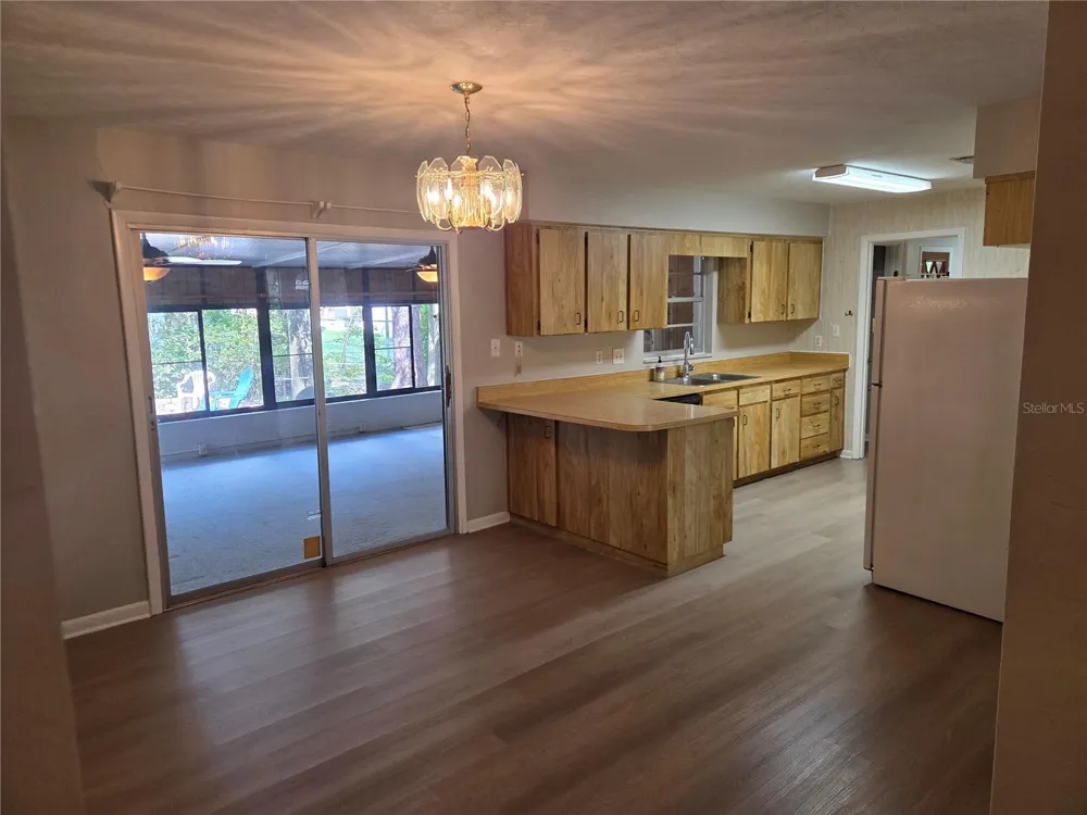 909 NW 39TH STREET Gainesville, FL 32605
