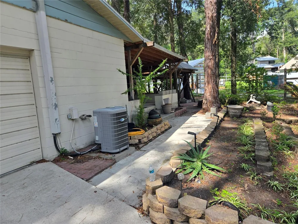 909 NW 39TH STREET Gainesville, FL 32605