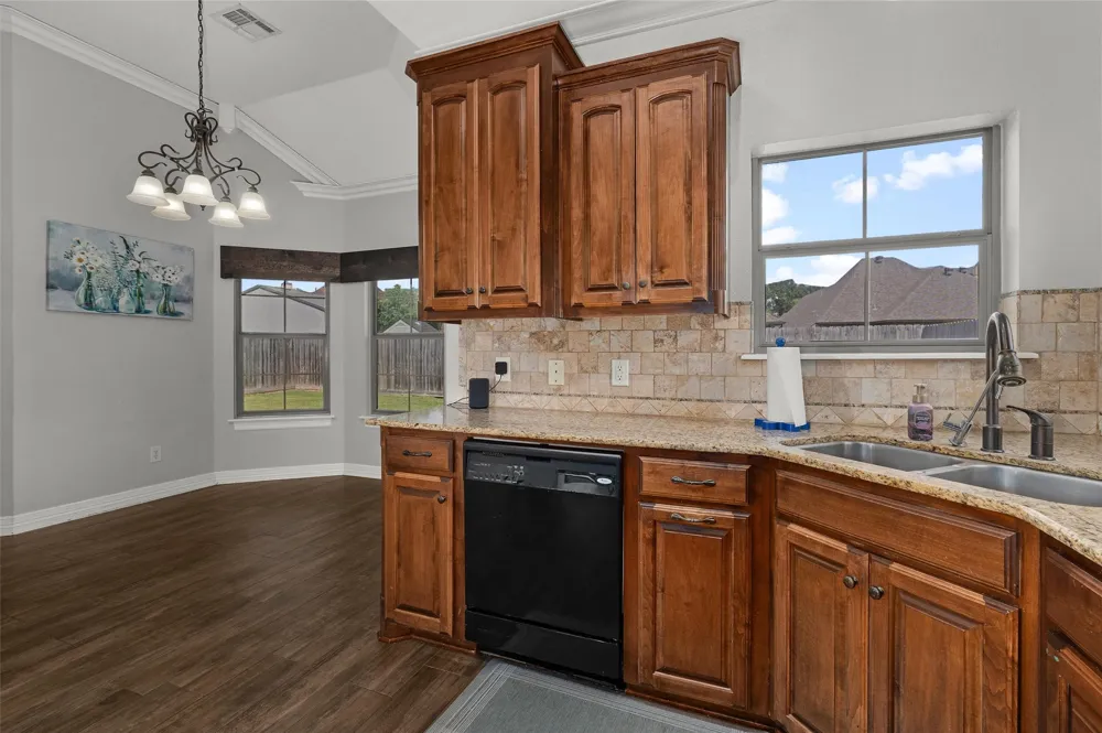 3911 Le Brooke Lane Benton, LA 71006