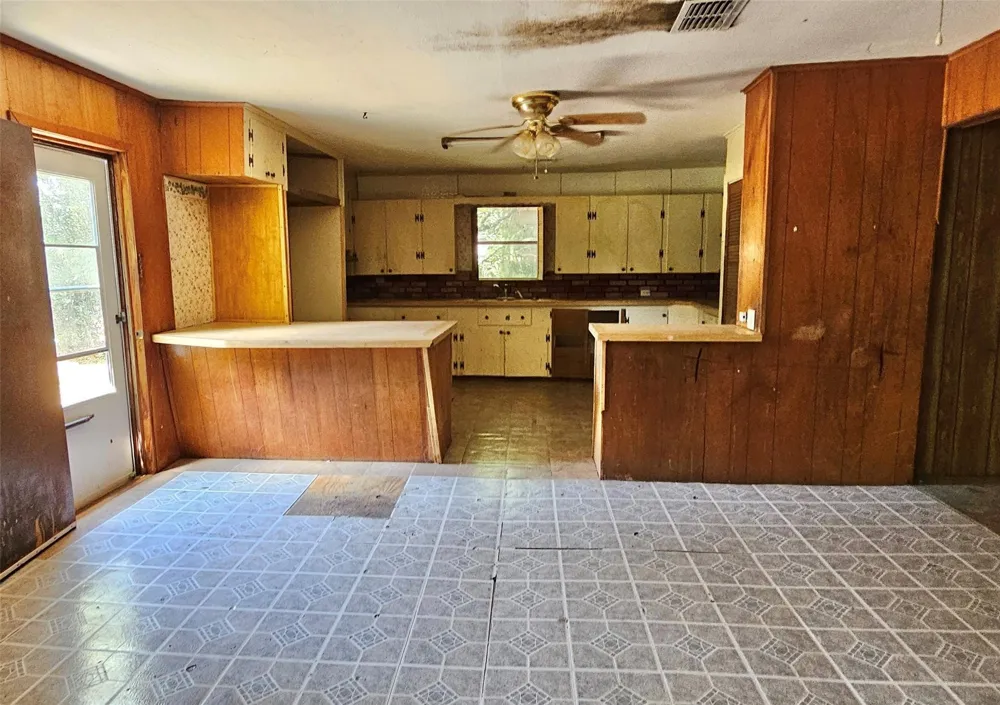 24 Peach Street Lolita, TX 77971
