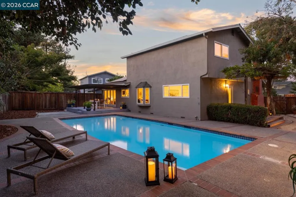 933 Brink Ct Concord, CA 94518