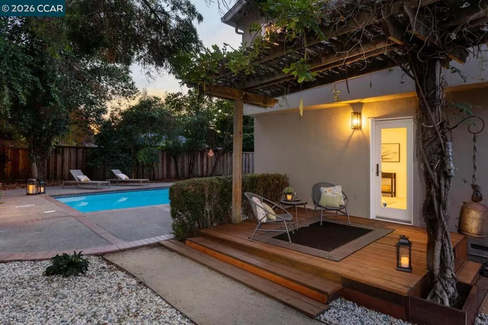 933 Brink Ct Concord, CA 94518