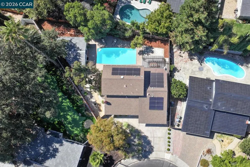 933 Brink Ct Concord, CA 94518