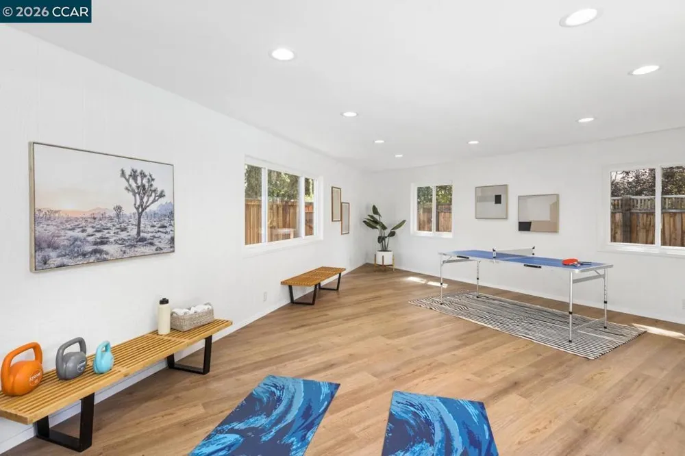 933 Brink Ct Concord, CA 94518