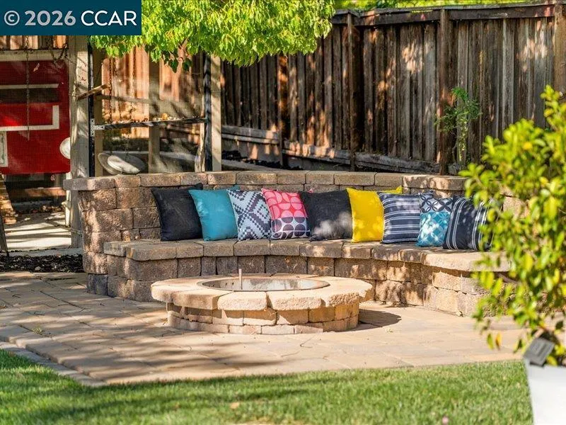 3002 Deerpark Dr Walnut Creek, CA 94598