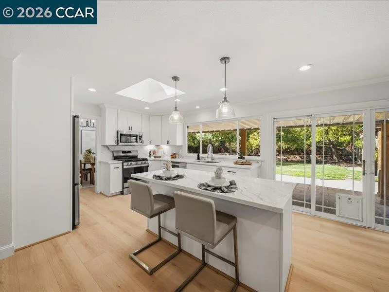 3002 Deerpark Dr Walnut Creek, CA 94598