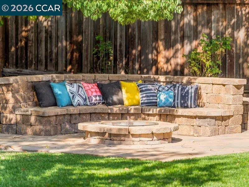 3002 Deerpark Dr Walnut Creek, CA 94598
