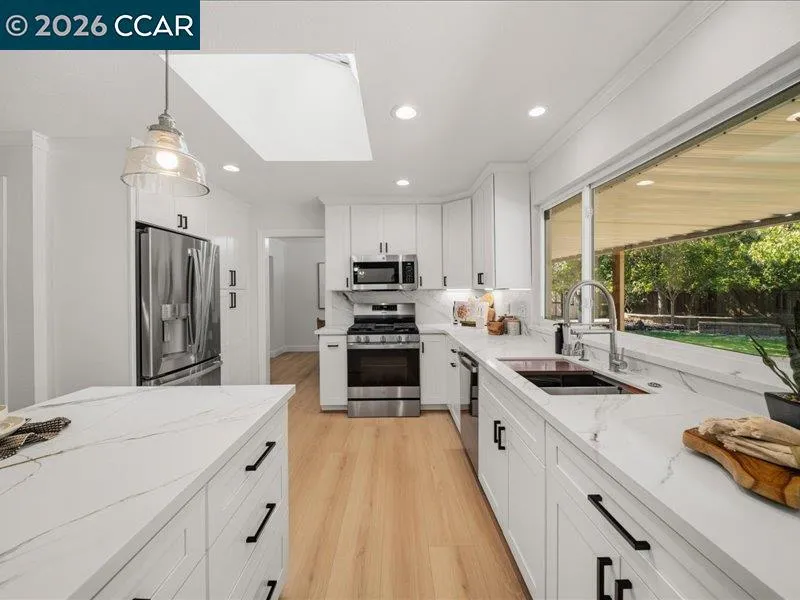 3002 Deerpark Dr Walnut Creek, CA 94598