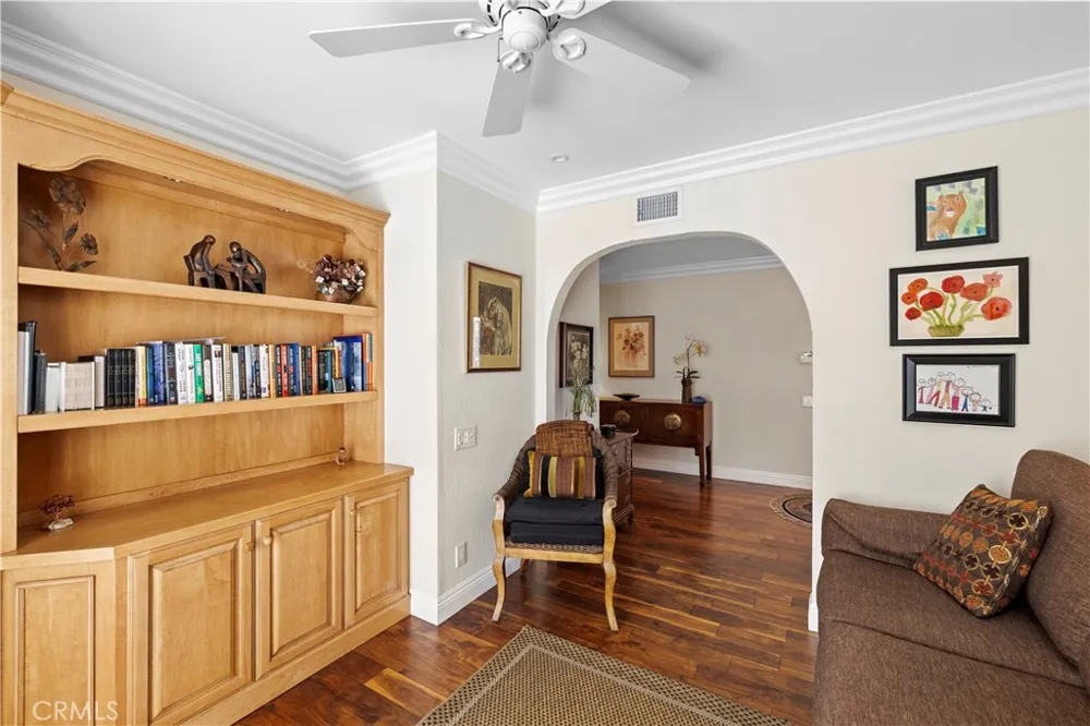 27752 VIA SARASATE Mission Viejo, CA 92692