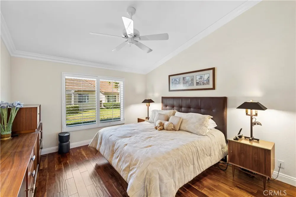 27752 VIA SARASATE Mission Viejo, CA 92692