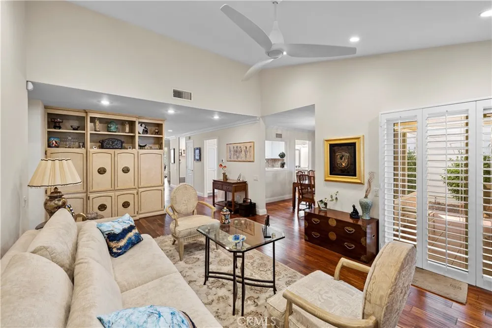 27752 VIA SARASATE Mission Viejo, CA 92692