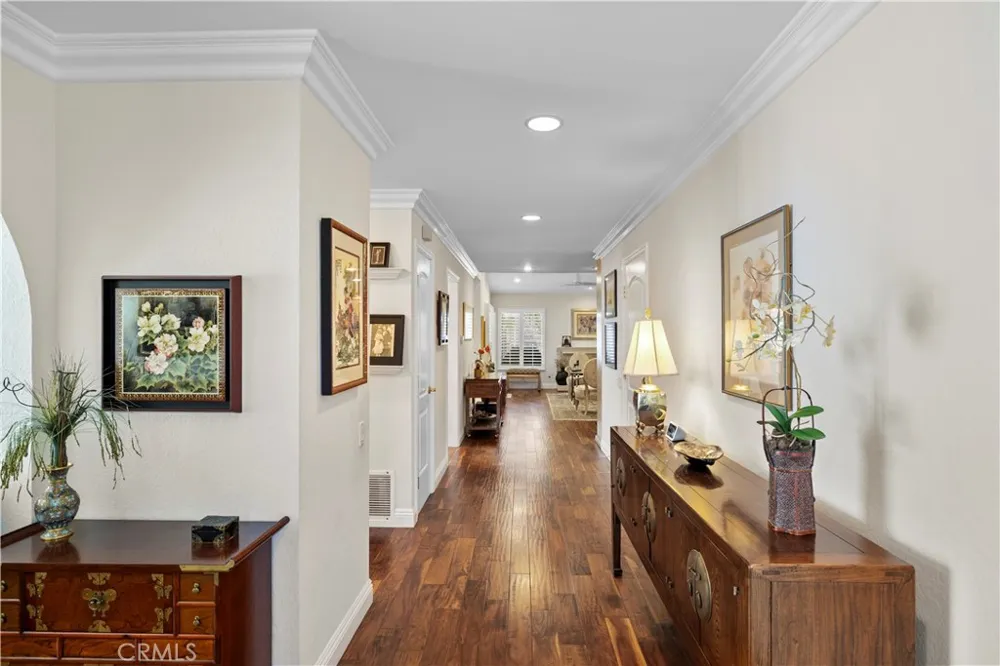 27752 VIA SARASATE Mission Viejo, CA 92692