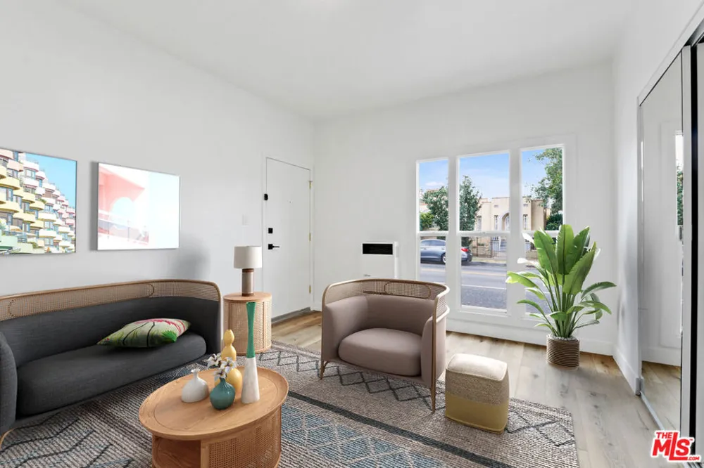 4203 Council Street Los Angeles, CA 90004
