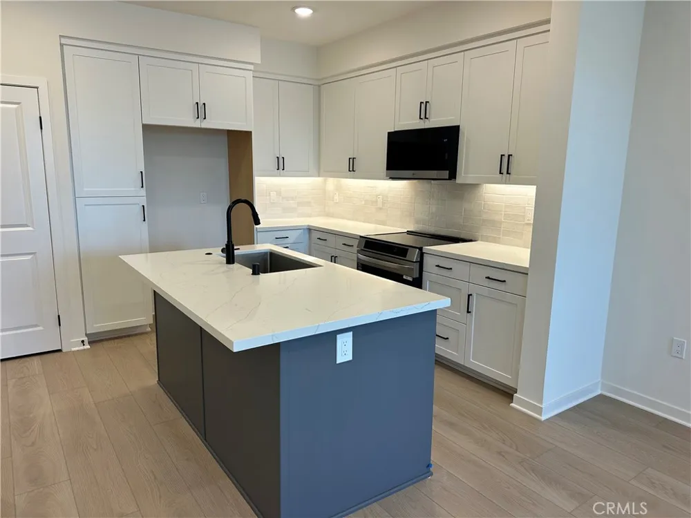 685 S Brea Boulevard #102 Brea, CA 92821