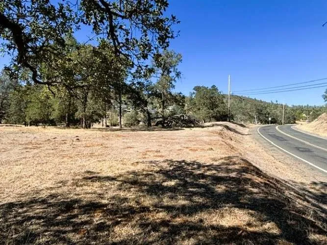 17426 Deer Hill Road Hidden Valley Lake, CA 95467