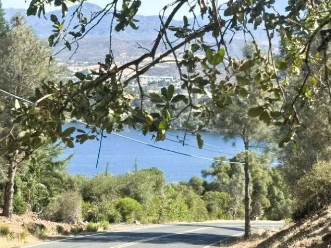 17426 Deer Hill Road Hidden Valley Lake, CA 95467