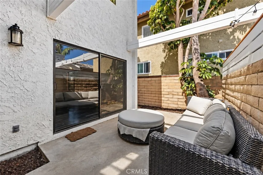 1404 Buena Vista #1 San Clemente, CA 92672