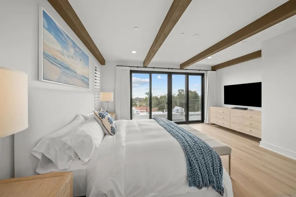 1260 Molara Ln Encinitas, CA 92024