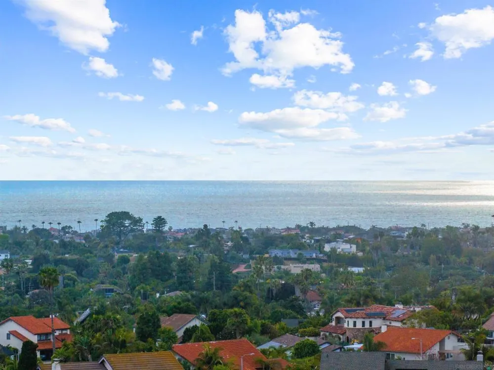 1260 Molara Ln Encinitas, CA 92024