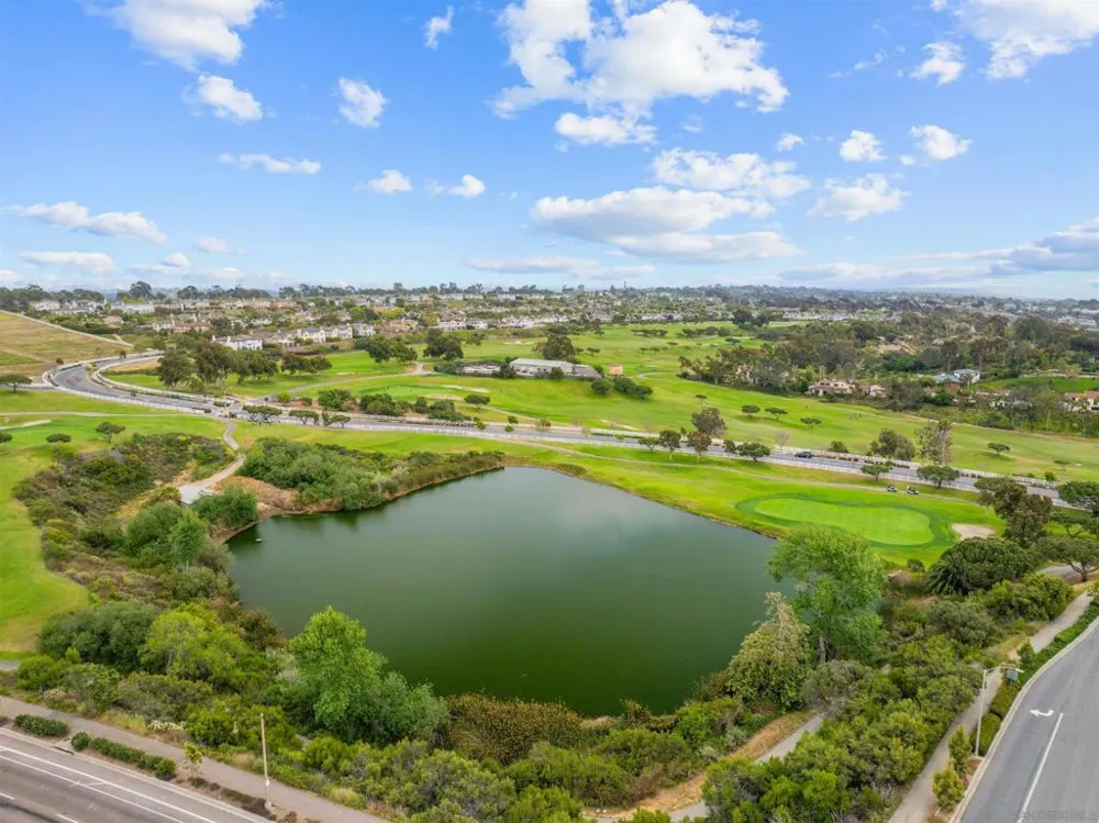1260 Molara Ln Encinitas, CA 92024