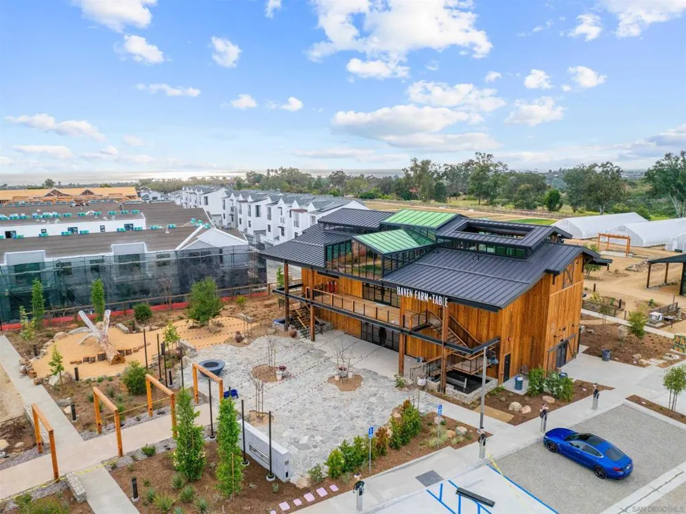1260 Molara Ln Encinitas, CA 92024