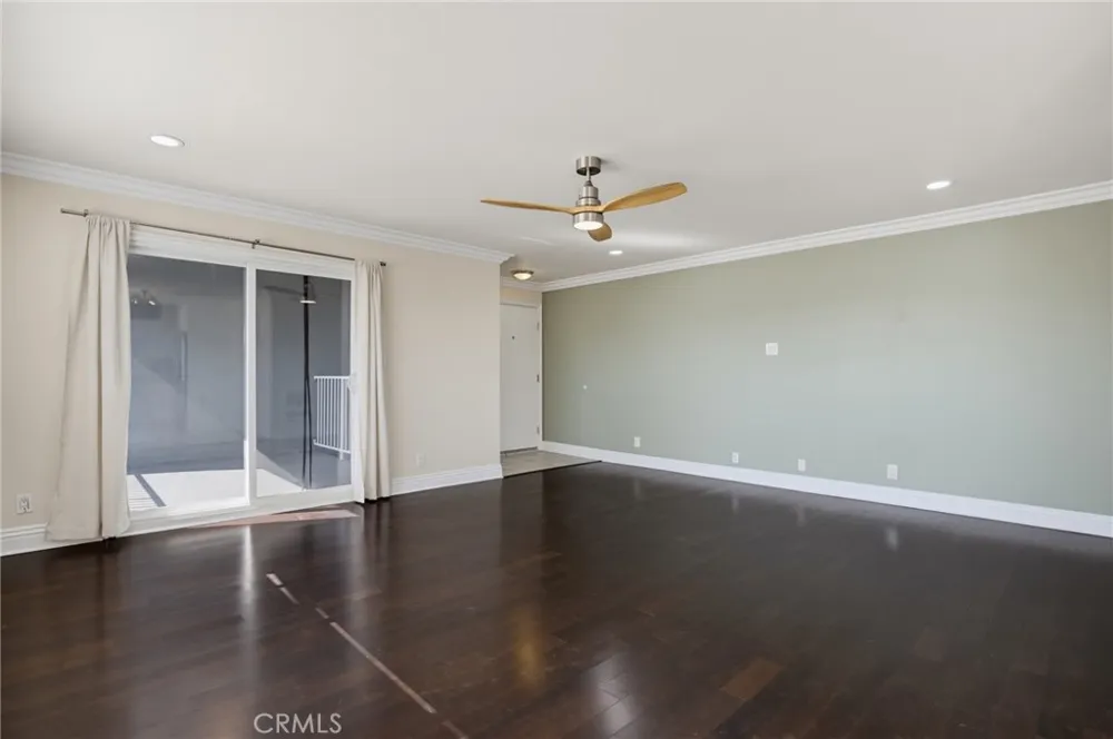 1401 E 3rd Street #16 Long Beach, CA 90802