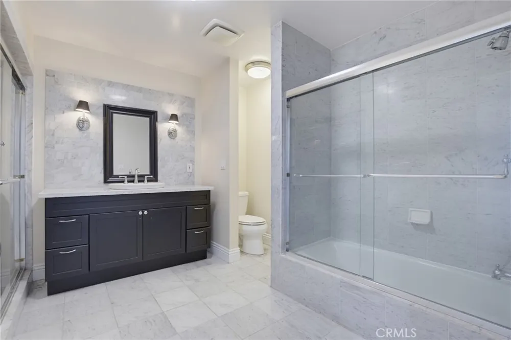 1401 E 3rd Street #16 Long Beach, CA 90802