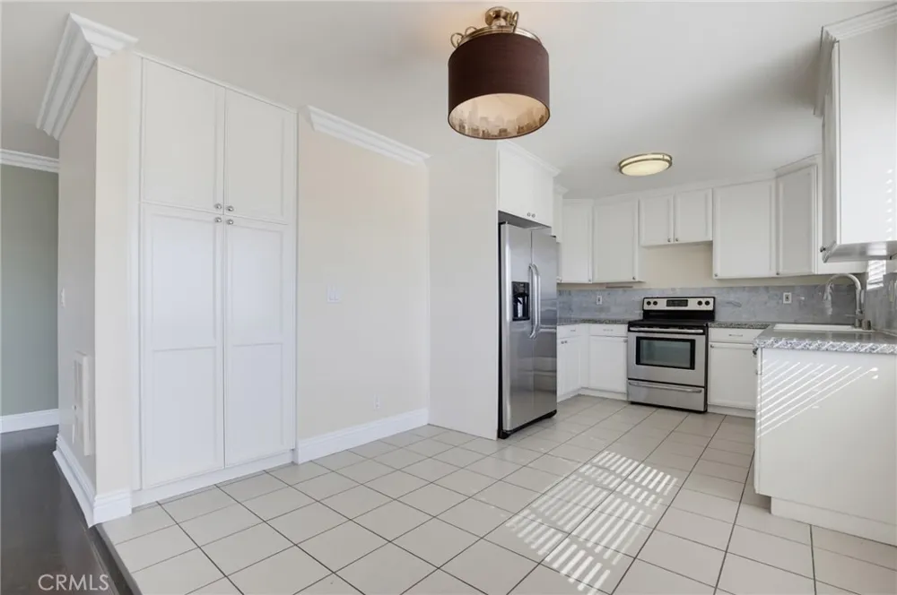 1401 E 3rd Street #16 Long Beach, CA 90802