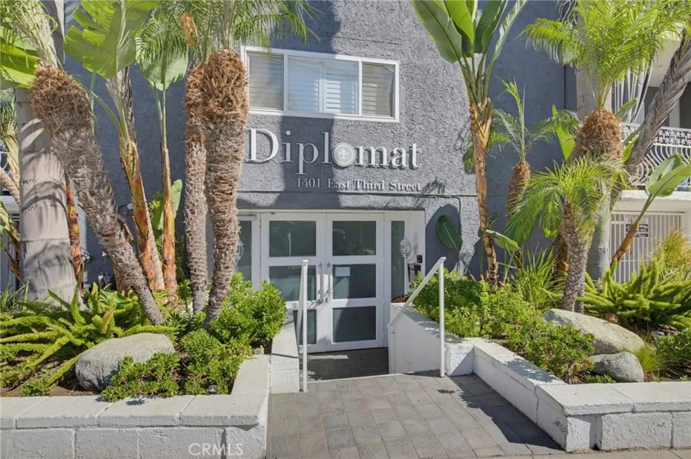 1401 E 3rd Street #16 Long Beach, CA 90802