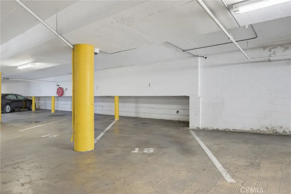 1401 E 3rd Street #16 Long Beach, CA 90802