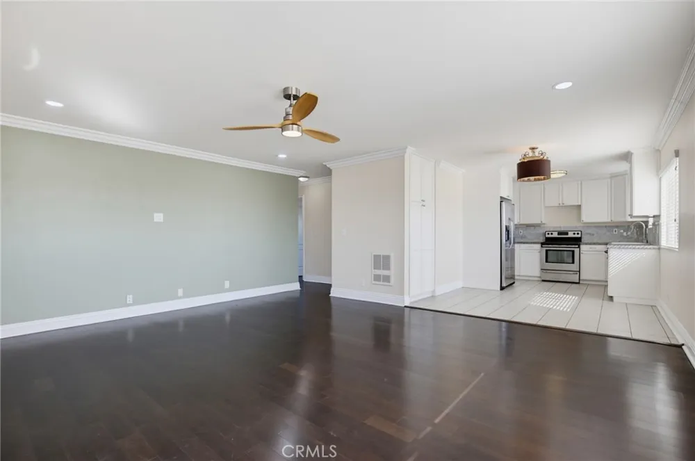 1401 E 3rd Street #16 Long Beach, CA 90802