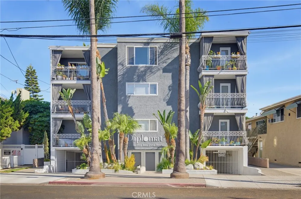 1401 E 3rd Street #16 Long Beach, CA 90802