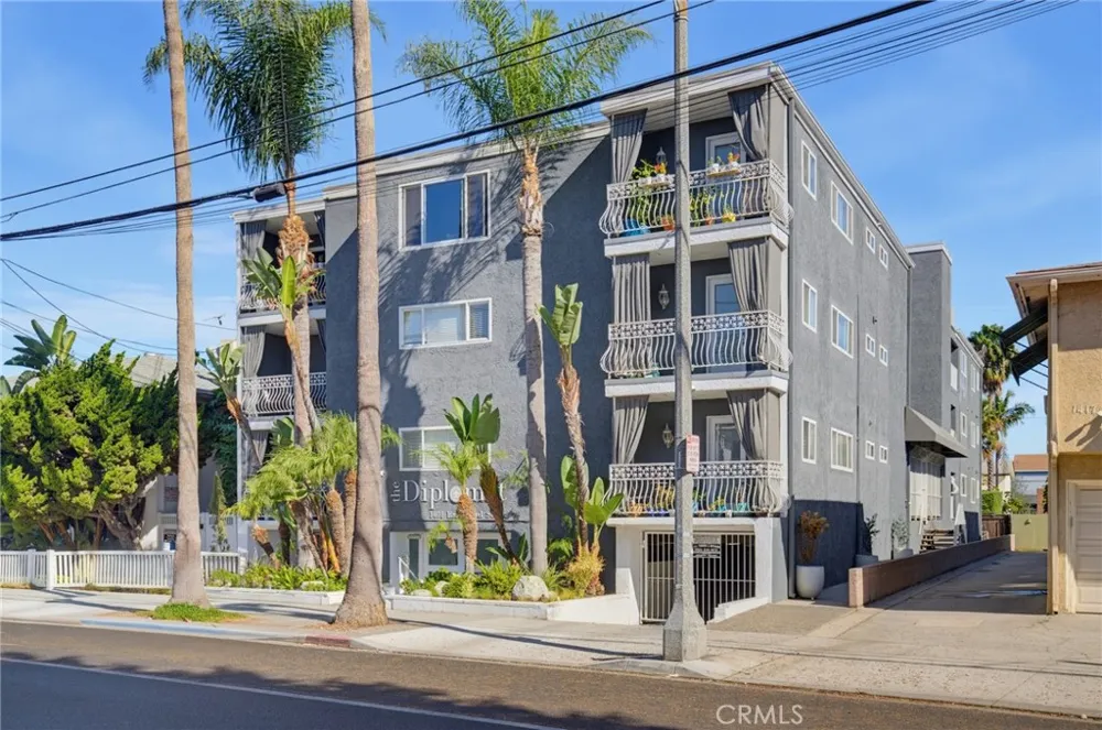 1401 E 3rd Street #16 Long Beach, CA 90802