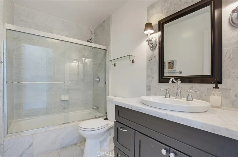 1401 E 3rd Street #16 Long Beach, CA 90802