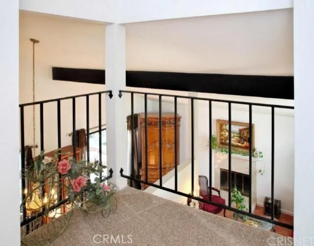 5246 Calderon Road Woodland Hills, CA 91364