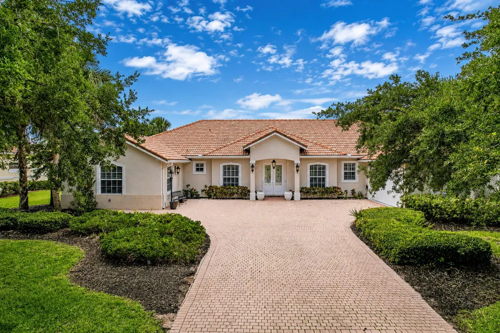 1422 SW Osprey Cove Port St. Lucie, FL 34986
